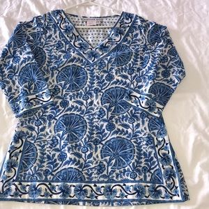 white and blue patterned tunic